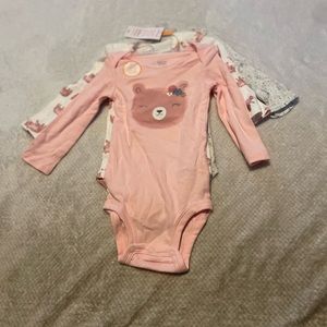 Carter’s 12m 3 piece onsie set NWT